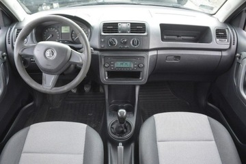 Skoda Fabia 2014 Škoda Fabia Skoda Fabia 1.6TDI Polski Salon, zdjęcie 16