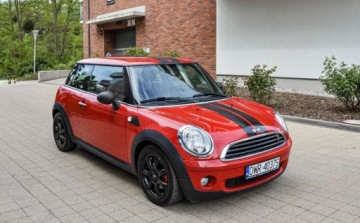 Mini One II Hatchback Facelifting 1.6 75KM 2010 MINI ONE 1.6 2010 r. Bezwypadkowy 1.6 Benzyna 75KM, zdjęcie 5