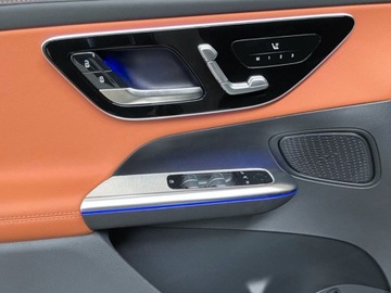 Mercedes GLC C254/X254 2025 MERCEDES-BENZ GLC 200 d 4-Matic AMG Line 2.0 (163KM) 2025, zdjęcie 9