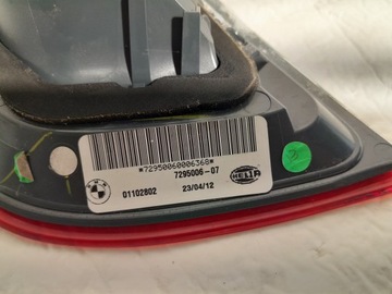 BMW X6 E71 FACELIFT SVĚTLO ZADNÍ W KRYT PRAVÁ 7295006