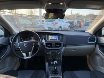 Volvo V40 II Hatchback 2.0 D2 DRIVE-E 120KM 2015 VOLVO V40! Super stan!, zdjęcie 7