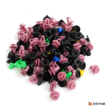 715 пластиковых автомобильных зажимов, 10 лент, 5 съемников боковых панелей.