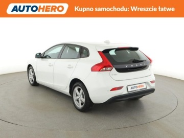 Volvo V40 II 2017 Volvo V40 navi PDC tempomat grzane fotele LED, zdjęcie 3