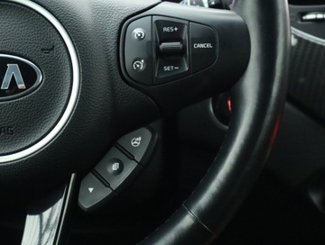 Kia Carens IV Minivan Facelifting 1.6 GDI 135KM 2017 Kia Carens 1.6 GDI, Salon Polska, 1. Właściciel, zdjęcie 18