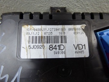 PŘÍSTROJOVÁ DESKA BUDÍKY BENZÍN AUDI OE 8V0920872N