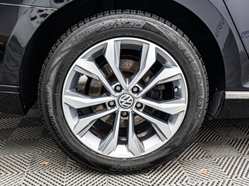 Volkswagen Passat B8 Variant 1.8 TSI BlueMotion Technology 180KM 2015 VOLKSWAGEN Passat 1.8 TSI Combi 180KM 2015, zdjęcie 31