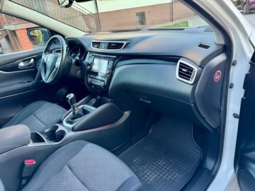 Nissan Qashqai II Crossover 1.2 DIG-T 115KM 2017 Nissan Qashqai 115KM Kamery 360 Panorama Keyless Go Oryginalny Lakier, zdjęcie 17