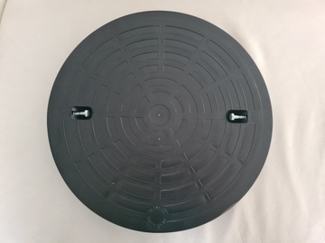 POKRYWA CZARNA WŁAZ DEKIEL RURY STUDNI 1,5T CZARNY 400 mm