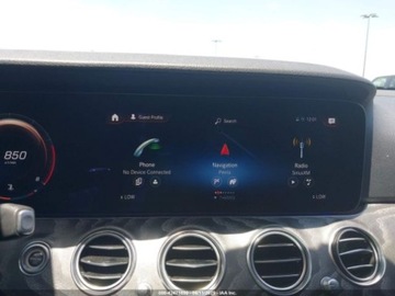 Mercedes Klasa E W213 2021 Mercedes-Benz Klasa E 350 2021 2.0l 2.0 Benzyna 255KM, zdjęcie 11