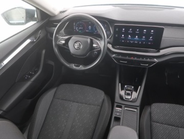 Skoda Octavia IV Kombi 2.0 TDI 150KM 2021 Skoda Octavia 2.0 TDI, Salon Polska, zdjęcie 6