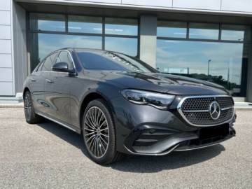 Mercedes Klasa E W214 Sedan 2.0 220d 197KM 2025 E Klasa 220 d 4-Matic AMG 2.0 (197KM) 2025, zdjęcie 1