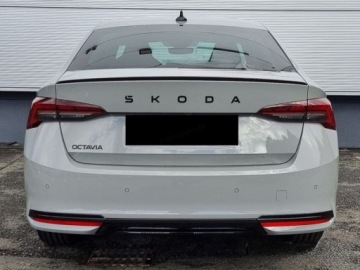 Skoda Octavia IV Liftback 1.5 TSI EVO 150KM 2026 SKODA Octavia Sportline 1.5 TSI mHEV DSG Sedan 150KM 2026, zdjęcie 2