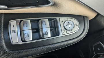 Mercedes Klasa C W205 Limuzyna 350 Plugin Hybrid 293KM 2015 Mercedes C 350 2.0E 292PS ZAREJESTROWANY Serwis, zdjęcie 35