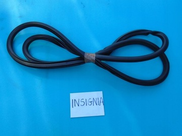 INSIGNIA B II TĚSNĚNÍ DVEŘE ZADNÍ - LEVÝ 17-19