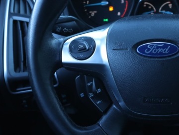 Ford Focus III Kombi 2.0 Duratorq TDCi DPF 140KM 2012 Ford Focus 2.0 TDCi, Klima, Klimatronic, Tempomat, zdjęcie 20