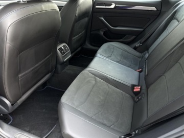 Volkswagen Arteon Shooting Brake R 2.0 TSI 320KM 2023 Volkswagen Arteon 2.0TSI 320KM 4X4 R DSG l DCC, AC, zdjęcie 12