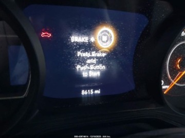 Jeep Gladiator 2024 Jeep Gladiator Mojave 2024 3.6 Benzyna 285KM, zdjęcie 11