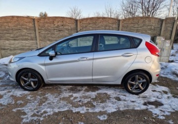 Ford Fiesta VII Hatchback 5d 1.4 Duratec 96KM 2009 Ford Fiesta 1.4 97KM Oryginal Alu Zarejestrowany 1.4 Benzyna 97KM, zdjęcie 3
