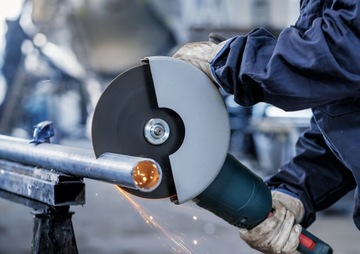 BOSCH TARCZA KORUNDOWA 230/22/1,9MM DO CIĘCIA STALI