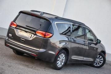 Chrysler Pacifica II 3.6 V6 291KM 2017 Chrysler Pacifica CHRYSLER PACIFICA 3.6 291KM 8-OSOB LED DVD Martwe-Pole K, zdjęcie 6