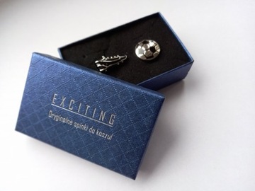 Запонки Футбольные бутсы Кроссовки