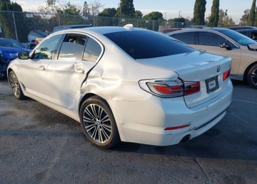 BMW Seria 5 G30-G31 2020 BMW Seria 5 BMW 530E IPERFORMANCE 2.0 Hybryda 187KM, zdjęcie 4