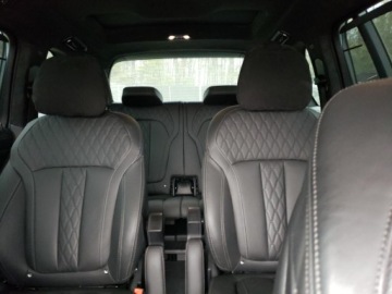 BMW X7 2022 BMW X7 M50I 2022 4.4l 4.4 Benzyna 523KM, zdjęcie 10