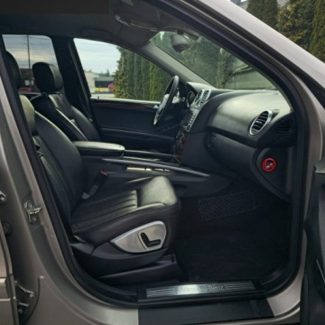 Mercedes Klasa M W164 Off-roader 3.0 V6 (280 CDI) 190KM 2006 Mercedes ML 280 CDI 4Matic 7G Automat 3.0 Diesel, zdjęcie 20