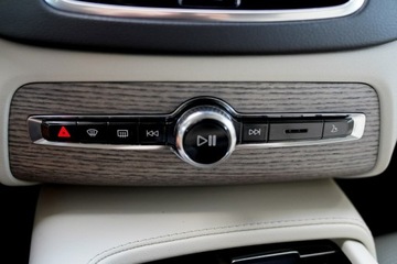 Volvo XC90 II 2022 Volvo XC 90 RECHARGE panorama FUL LED 7-os SKÓRA, zdjęcie 29