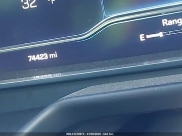 Chevrolet Suburban GMT900 2023 Chevrolet Suburban 2023 Chevrolet Suburban 2WD 4dr RST 5.3 Benzyna 355KM, zdjęcie 14