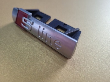 Эмблемы S-Line для Audi на решетке радиатора Silver Glossy