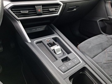 Seat Leon IV Hatchback Plug-In 1.4 e-HYBRID 204KM 2021 Seat Leon e-HYBRID 204KM FR Martwe pole Szyberdach Nawigacja ACC FV23, zdjęcie 16