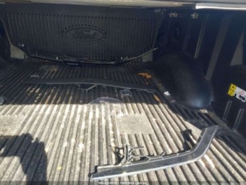 Ford 2021 Ford F150 2021 Ford F-150 XL 4WD SuperCrew 5.5 Box 2.7 Benzyna 325KM, zdjęcie 9