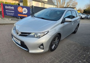 Toyota Auris II Touring Sports Facelifting 1.6 Valvematic 132KM 2015 Toyota Auris Zarejestrowany, ubezpieczony. Zapraszamy. 1.6 Benzyna 132KM, zdjęcie 9