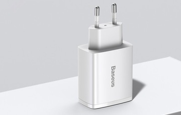 СЕТЕВОЕ ЗАРЯДНОЕ УСТРОЙСТВО 3xUSB QC PD 30 Вт БЫСТРО МОЩНЫЙ USB C USB-C БЕЛЫЙ IPHONE 15