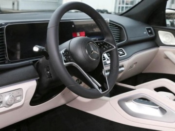 Mercedes GLE V167 SUV Facelifting 2.0 300d 269KM 2025 MERCEDES-BENZ GLE 300 d 4-Matic AMG Line 2.0 (269KM) 2025, zdjęcie 7