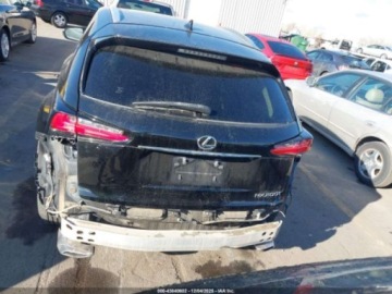 Lexus NX I 2017 Lexus NX 2017r., 2,0L 200 T AWD 2.0 Benzyna 235KM, zdjęcie 4