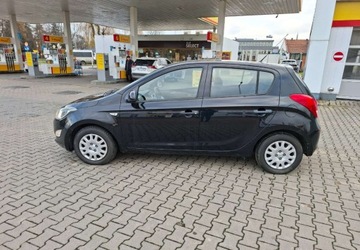 Hyundai i20 I Hatchback 5d Facelifting 1.2 DOHC 85KM 2014 Hyundai i20 Hyundai i20 LIFT Tarnow 1.2 Benzyna 86KM, zdjęcie 8