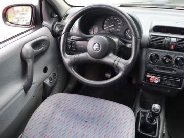Opel Corsa B Hatchback 1.2 i 45KM 1995 Opel Corsa 1.2, Salon Polska, zdjęcie 6