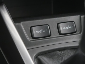 Suzuki Vitara III SUV Facelifting 1.0 BoosterJet 111KM 2019 Suzuki Vitara 1.0 BoosterJet, Salon Polska, zdjęcie 15