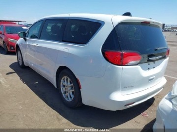 Chrysler Voyager V 2022 Chrysler Voyager 2022 Chrysler Voyager LX FWD 3.6 Benzyna 287KM, zdjęcie 3