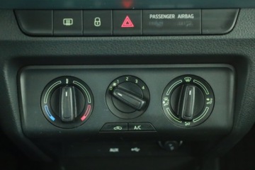 Skoda Fabia III Kombi 1.2 TSI 110KM 2015 Skoda Fabia 1.2 TSI, Salon Polska, Serwis ASO, zdjęcie 9