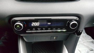 Toyota Yaris IV 2021 Toyota Yaris Hybrid 1.5 Automat, zdjęcie 16