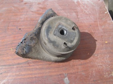 PODUSZKA SILNIKA MERCEDES ATEGO