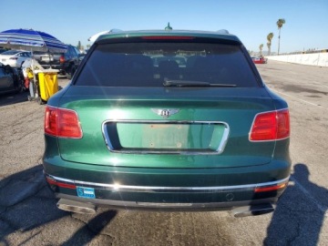 Bentley Bentayga 2018 Bentley Bentayga 2018r 6.0 Benzyna 600KM, zdjęcie 2