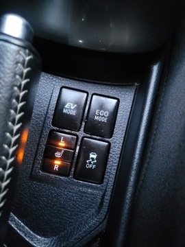 Toyota Yaris III Hatchback 5d Facelifting Hybrid 100KM 2016 Toyota Yaris 1.5 Hybrid 100% Org Przebieg 132 Tyś, zdjęcie 27