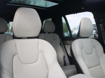 Volvo XC90 II SUV Plug-In Facelifting 2024 2.0 T8  455KM 2026 VOLVO XC90 T8 AWD Plug-In Hybrid Plus Bright 2.0 (455KM) 2026, zdjęcie 14