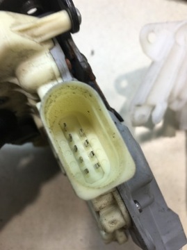 ЗАМОК ДВЕРИ ЛЕВЫЙ ПЕРЕДНИЙ PASSAT B6 3C1837015A 9 PIN