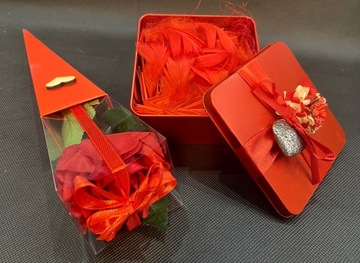 Super Romantyczny Prezent na WALENTYNKI 365 Róża