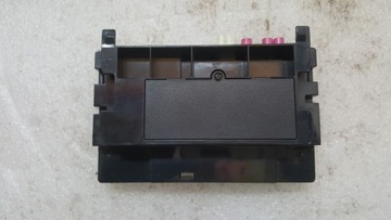 Moduł usług ON LINE VW AUDI SEAT SKODA 10A035284D demontaż